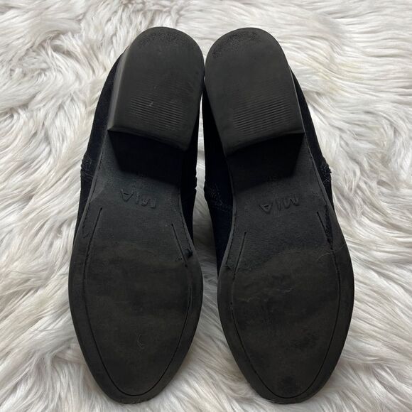 Mia Alex Suede Heeled Zip Up Ankle Booties Black Size 8.5 - Picture 2 of 10